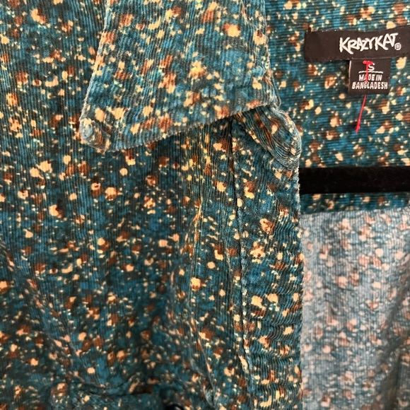 Button down top - Picture 3 of 3